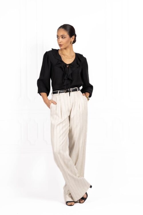 Bluzka SOFIA z falbaną czarna